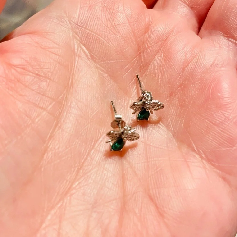 🌟HP X 3🌟 GREEN BUMBLEBEE Cubic Zirconia S925 Sterling Silver Studded Earrings